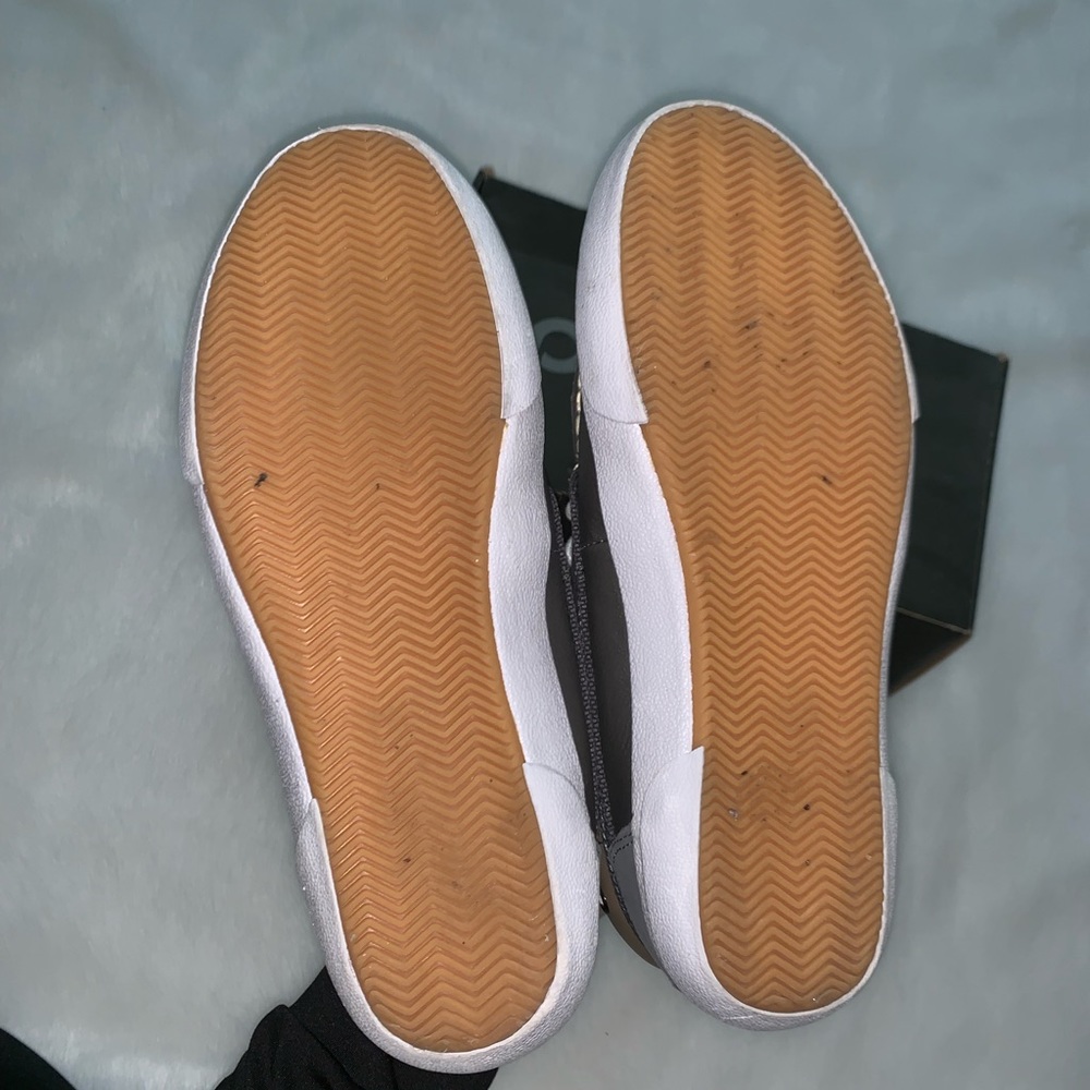 Pointer Shoes - image 3